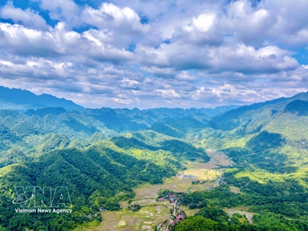 Vietnam eyes becoming region’s leading tourism destination